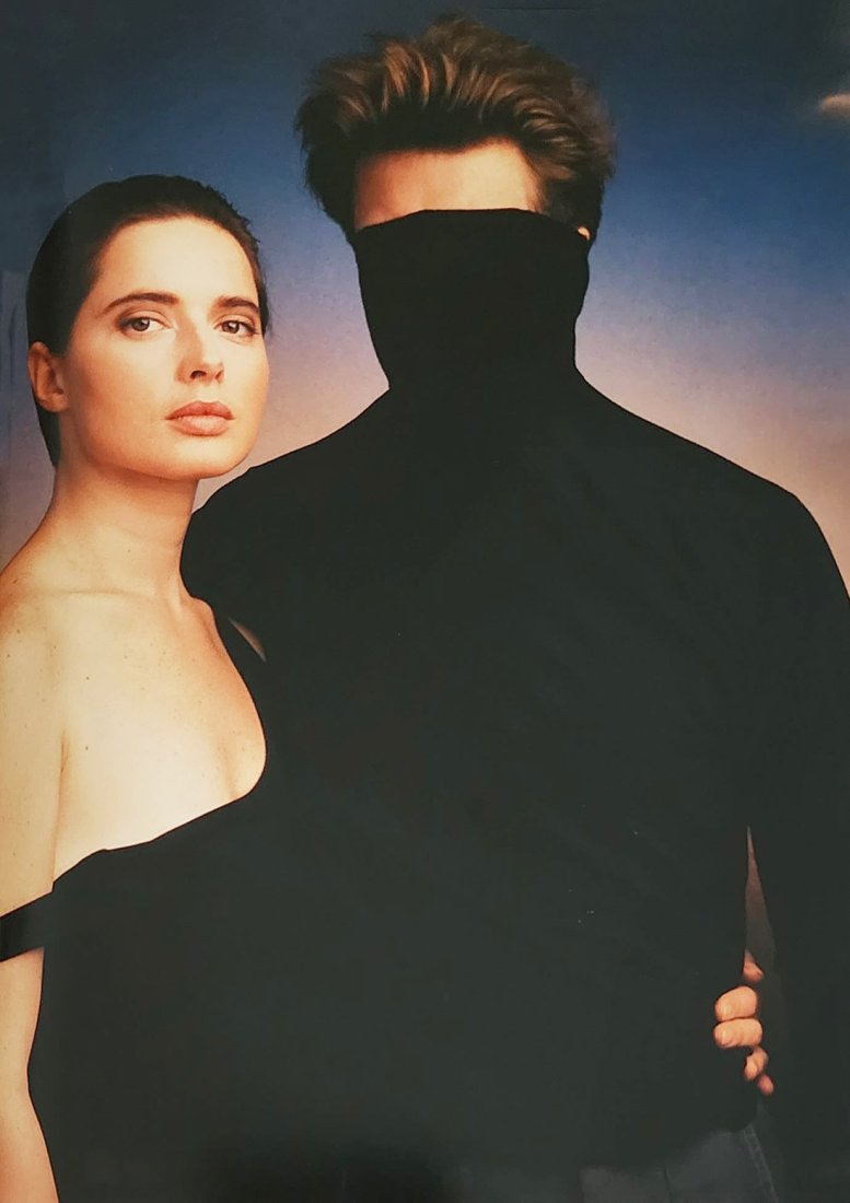 Annie Leibovitz "Isabella Rossellini & David Lynch, NYC - 1986, Large format: Photographer: Annie Leibovitz October 2, 1949. Anna-Lou "Annie" Leibovitz is an American portrait photographer. She is best known for her engaging portraits, particularly of celebrities, which often f