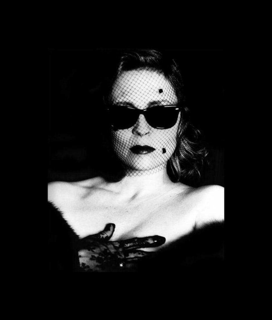 HELMUT NEWTON, Faye Dunawaye, Los Angeles, 1987: Photographer: Helmut Newton (Germany, 1920 - 2004) - best known for his erotically charged highly stylized images, Helmut Newton was one of the most influential fashion photographers of all time. Titl
