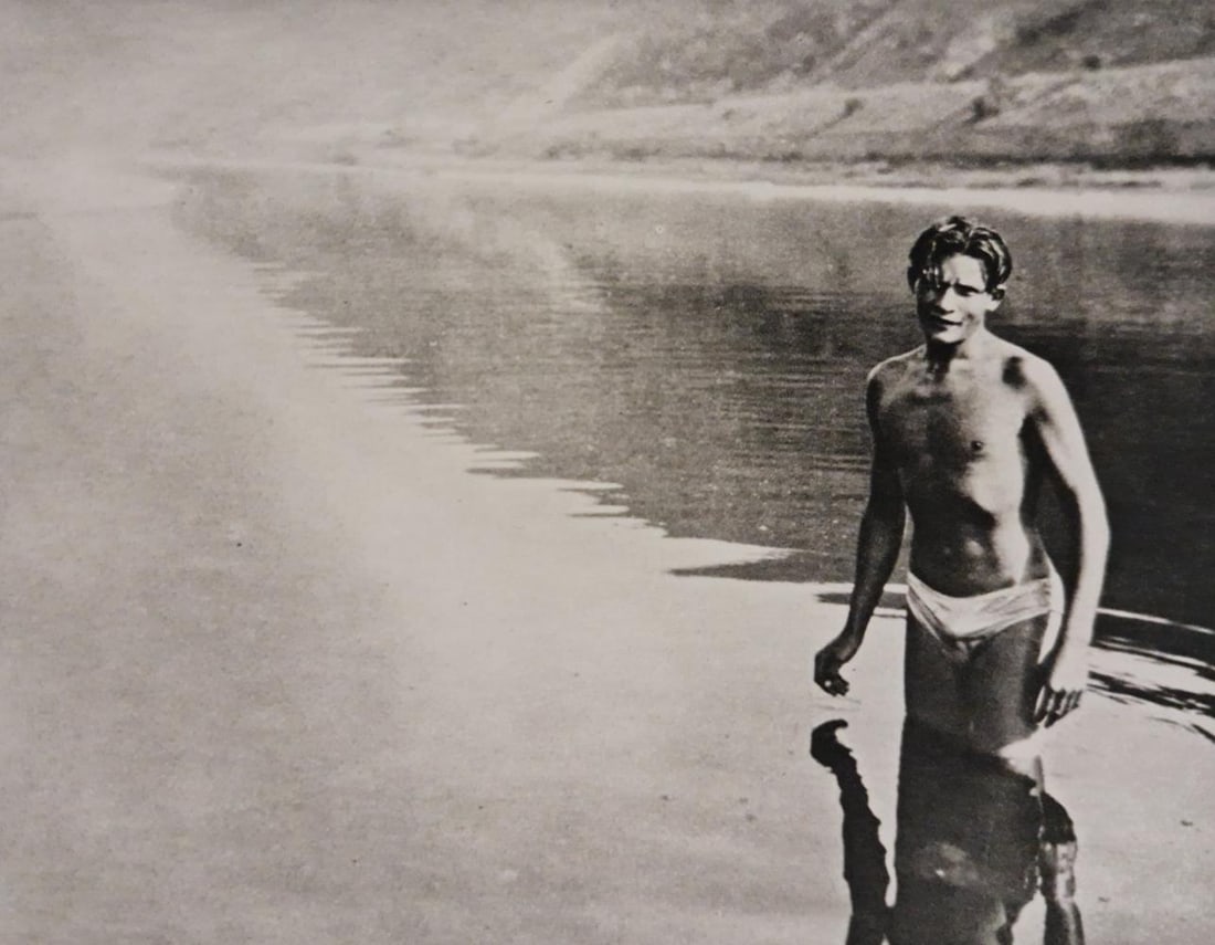 Herbert List, Rhine River, Germany, 1929: Title: Herbert List, Rhine River, Germany, 1929 Type: Sheet-Fed Photogravures Year: 1988 Publisher: Twin Palms Publishers Size: 6" x 4.5" Print Origin: Japan Condition: Excellent