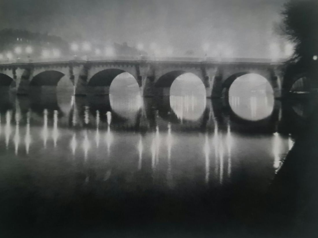 Brassai, Pont Neuf, 1949: Photographer: Brassa? (pseudonym of Gyula Halász, 1899 – 1984) - historically important Hungarian photographer, sculptor and filmmaker who rose to fame in France. Title: Pont Neuf Type Of Print: Au