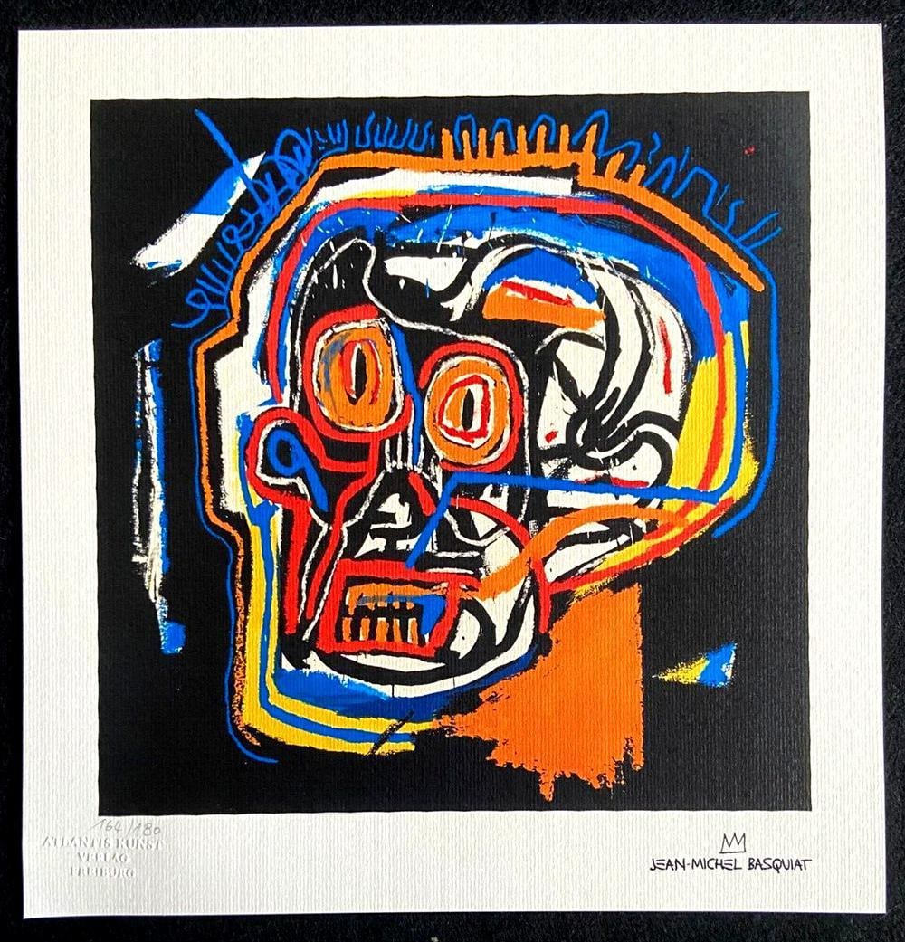 JEAN-MICHEL BASQUIAT 'UN-TITLED - 1987' LIMITED EDITION LITHOGRAPH: Description Jean-Michel Basquiat "Un-Titled" Chromo lithograph printed in 1987 and reproduced in 180 copies by Atlantis Verlag, Freiburg 33x34 cm. Jean-Michel Basquiat signature on the plate Embossed 