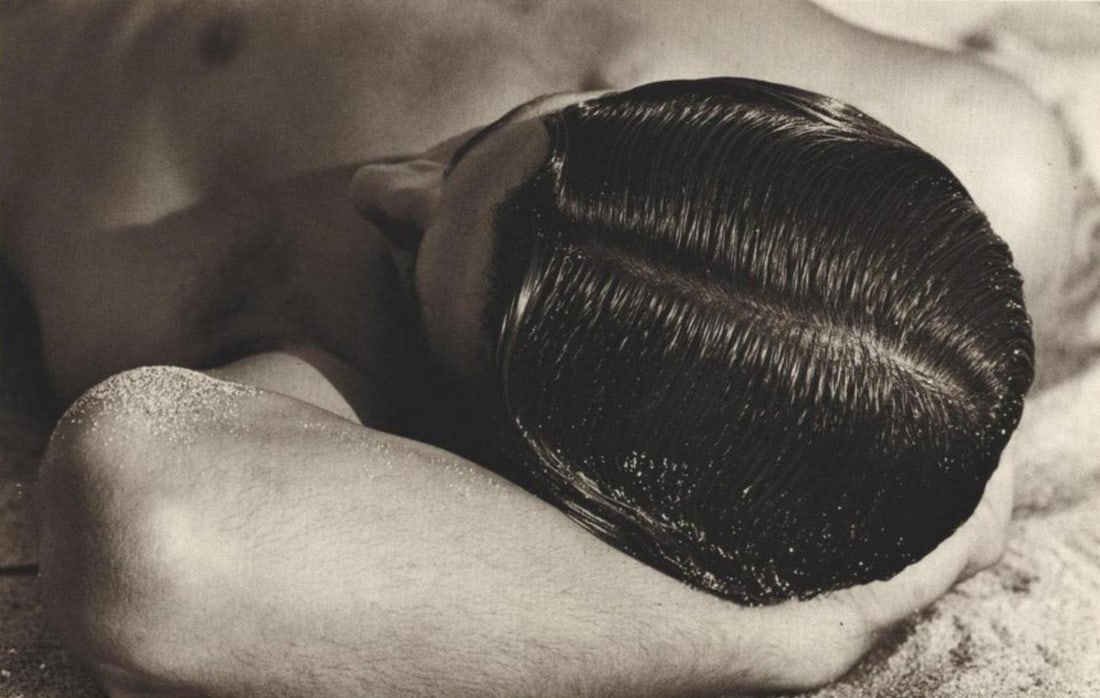 Herb Ritts, Head, paradise cove, 1987: Photographer: Herbert "Herb" Ritts (American, 1952 - 2002) - renowned fashion, art and celebrity photographer. Title: Head, paradise cove Date Of Negative: 1987 Type Of Print: Fine Duotone Photo Engra