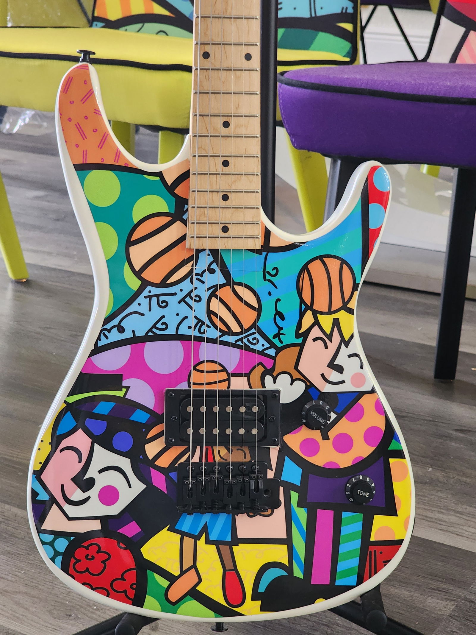 Romero Britto, Hand Signed Electric Viper guitar (1 of 9)