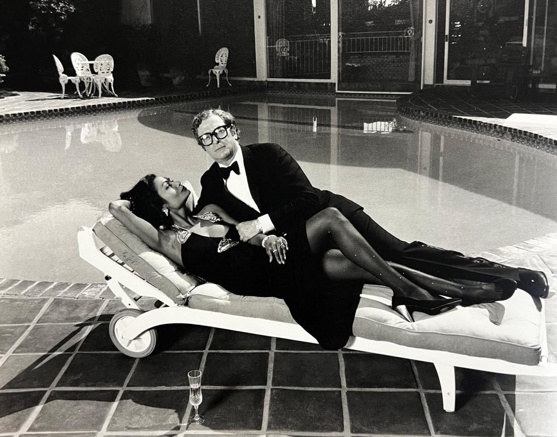 Helmut Newton, Michael Caine and his wife Shakira at their home in Beverly Hills, 1985 (1 of 1)