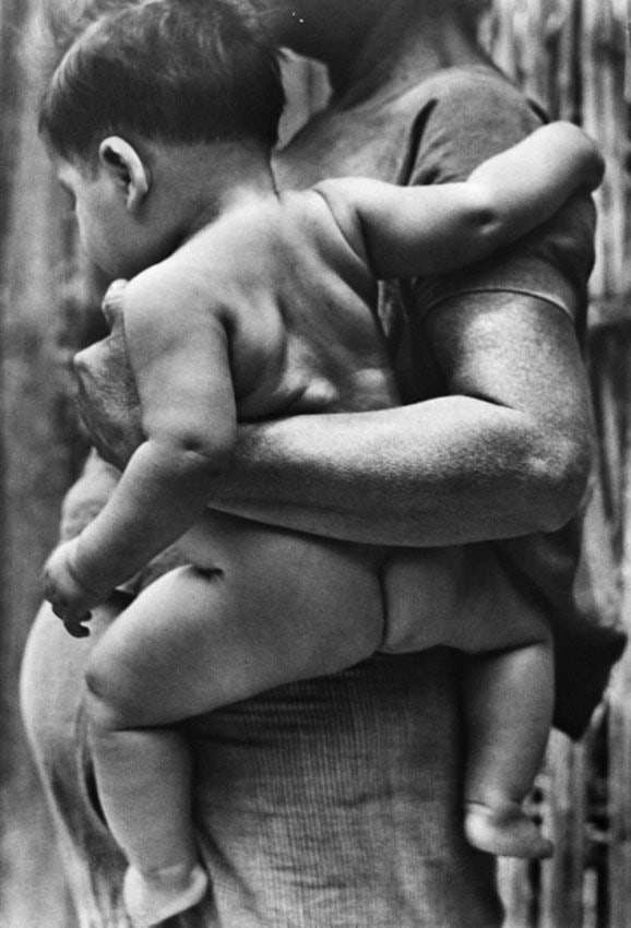 Tina Modotti, Woman With Child, Tehuantepec, Mexico, 1929: Photographer: Tina Modotti (1896 - 1942) was an Italian American photographer, model, actor, and revolutionary political activist for the Comintern. She left Italy in 1913 and moved to the USA, where