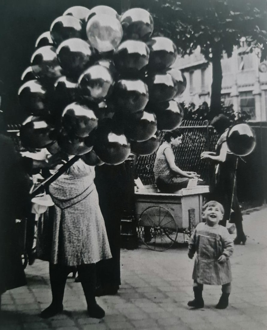 Brassai, Parc Montsouris, 1931: Photographer: Brassai (pseudonym of Gyula Halász, 1899 – 1984) - historically important Hungarian photographer, sculptor and filmmaker who rose to fame in France. Title: Parc Montsouris Type Of Pri