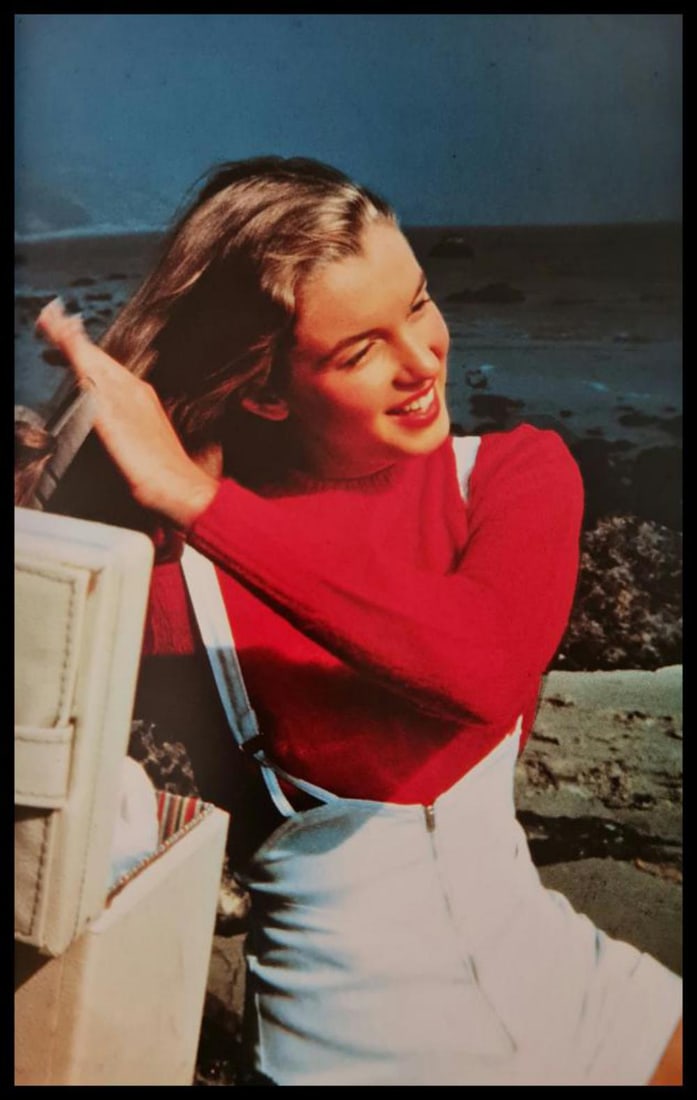 Ed Feingersh, Marilyn Monroe with Chanel #5, 1955: Photographer: Ed Feingersh Subject/Title: Marilyn Monroe with Chanel #5 Date Of Negative: 1939 Type Of Print: Sheet Fed Photogravure/Heliogravure Date Of Print: 2000 Publisher: teNeues Paper: Medium w