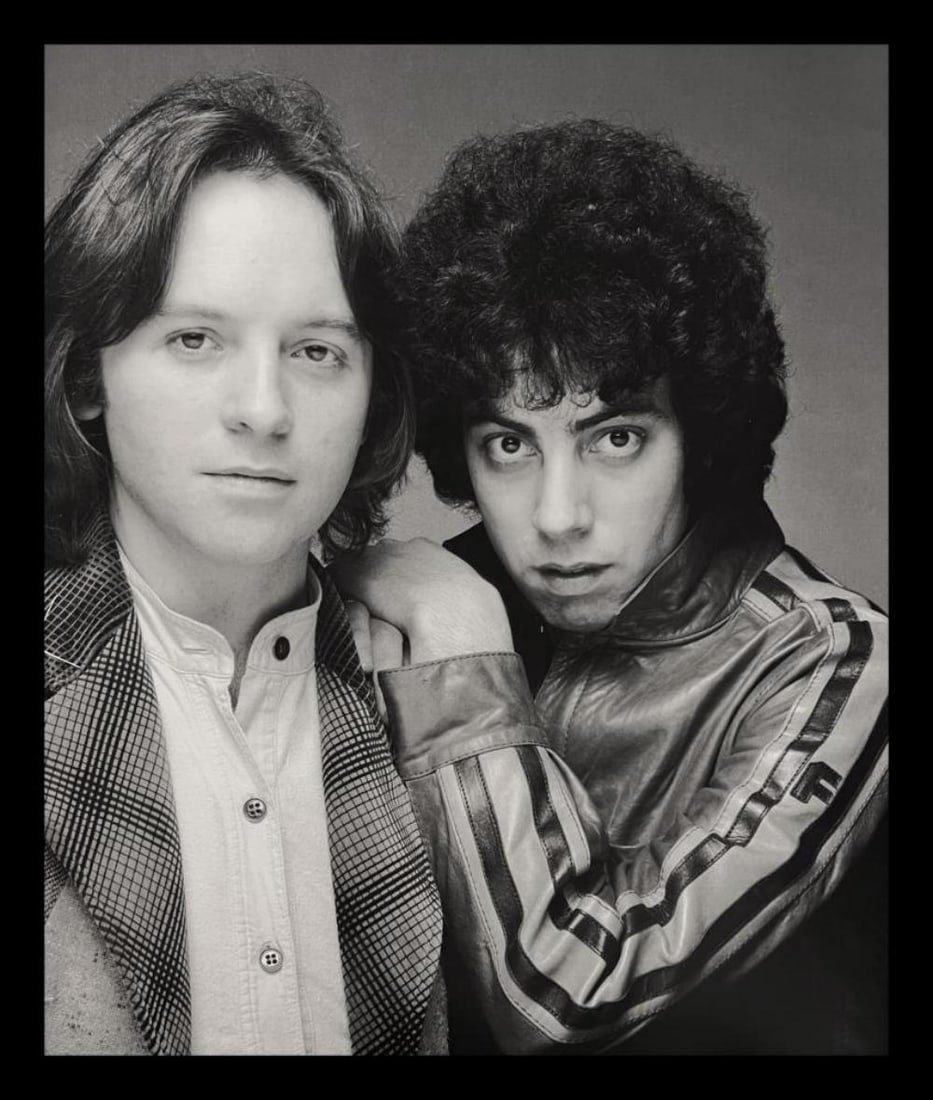 Terry O'neill, Eric Stewart and Graham Gouldman of British rock group 10cc, circa 1975: Photographer: TERRY O'NEILL Subject/Title: Eric Stewart and Graham Gouldman of British rock group 10cc Date Of Negative: circa 1975 Type Of Print: Authentic Sheet Fed Photogravure/Heliogravure. Date O