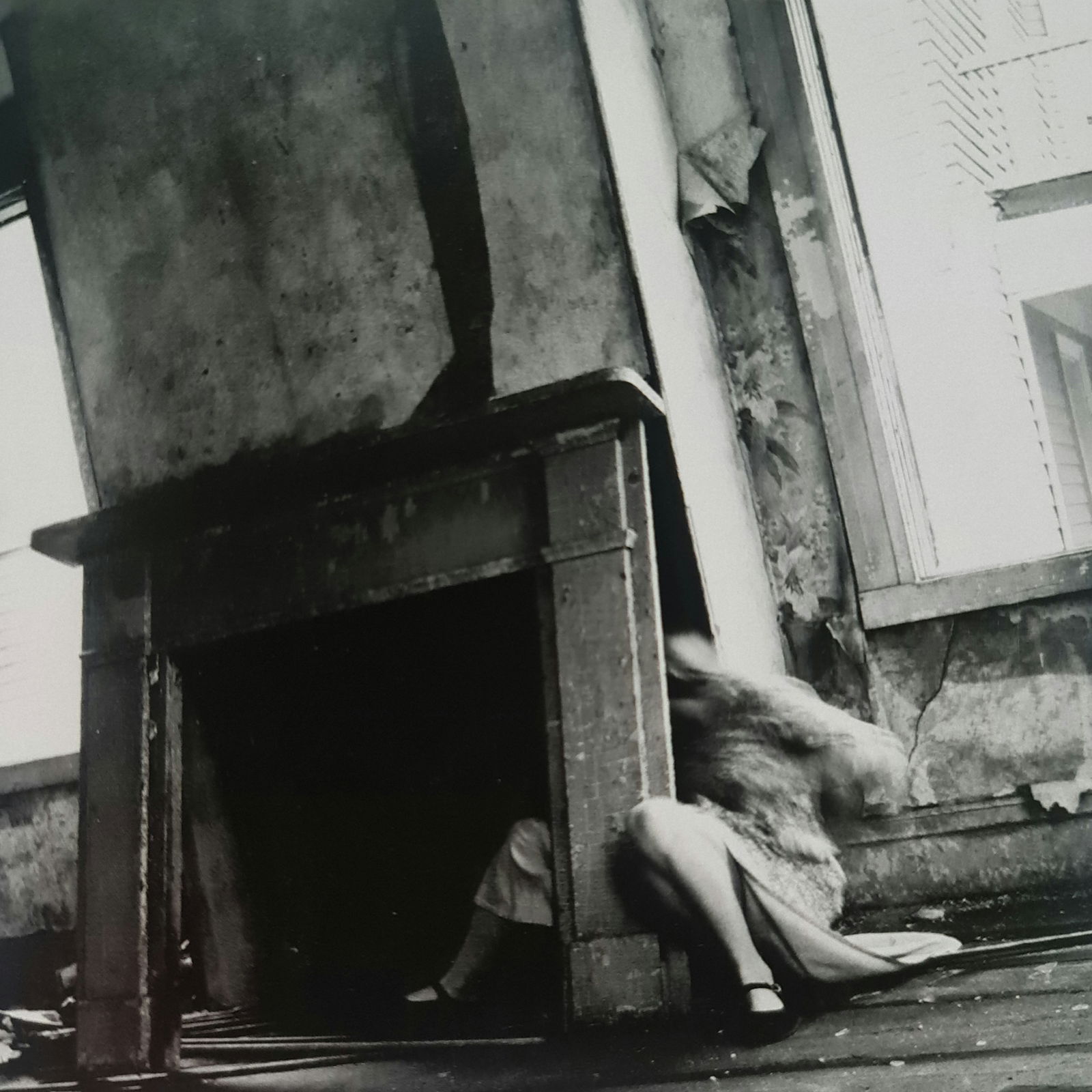 Francesca Woodman, House #4, Providence, Rhode Island, 1976 - 1 (1 of 1)