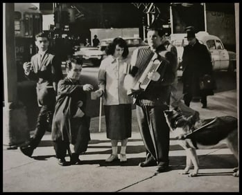 André Kertész, Acordian player, New York, 1959