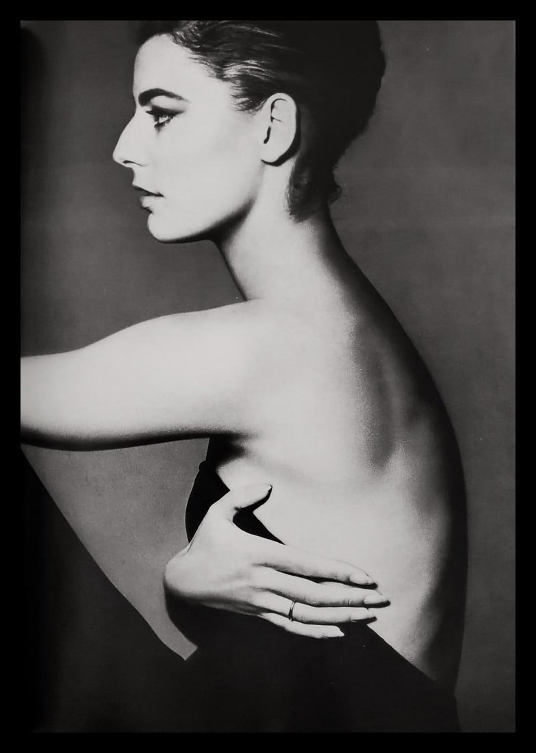 Richard Avedon, Antonella Agnelli, Hair by Kenneth, New York studio, 1961: Photographer: Richard Avedon (American, 1923 - 2004) - internationally renowned portrait and fashion photographer, one of the most important and influential photographers during the last half of the t