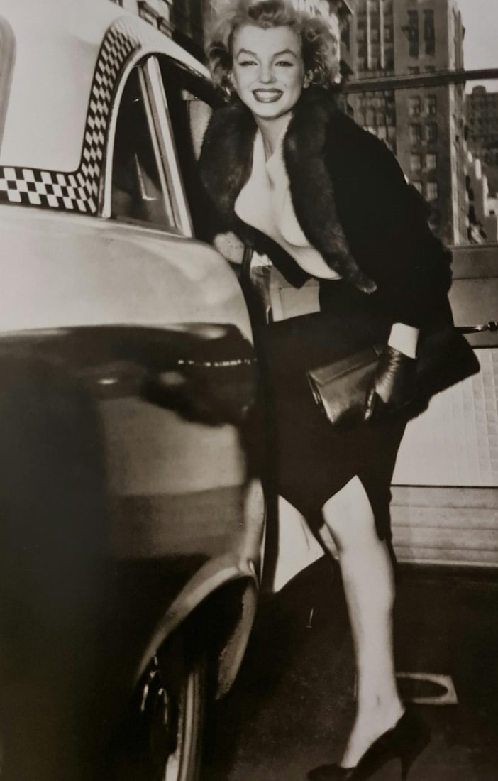 Marilyn Monroe, Getting into a NYC taxi, 1955 (1 of 1)