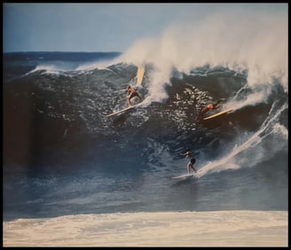 Leroy Grannis, Waimea Bay, 1966