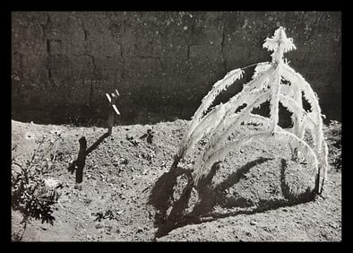 Manuel Alvarez, Recent Grave, 1939