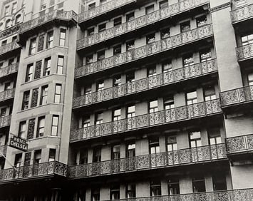 Berenice Abbott, Chelsea Hotel, 222 West 23rd Street, 1930s