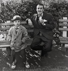 Diane Arbus, Man a boy on a bench in Central Park, N.Y.C., 1962