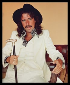 Terry O'neill, Alice Cooper, Playing Up For The Camera At Home In Los Angeles, Circa 1974