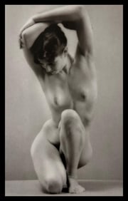 Ruth Bernhard, Balancing, 1971