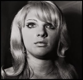 Diane Arbus, Blonde girl with shiny lipstick, N.Y.C., 1967