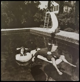 Terry O'Neill, Dudley Moore And Peter Cook Relaxing In Beverly Hills, 1975