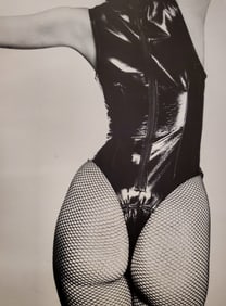 John Swannell, Nude from Behind II