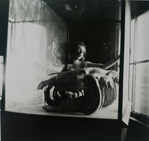 Francesca Woodman, Space, Providence, Rhode Island, 1976 - 2