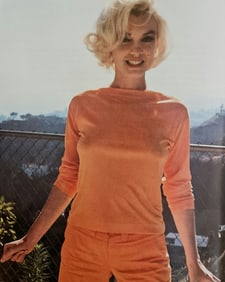 Marilyn Monroe in orange