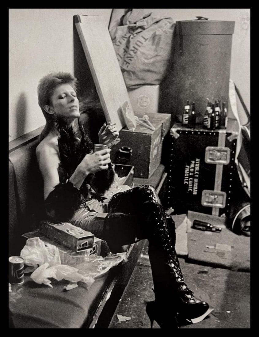 Terry O'neill, Backstage at The Marquee Club during David Bowie's last Ziggy Stardust performance (1 of 1)