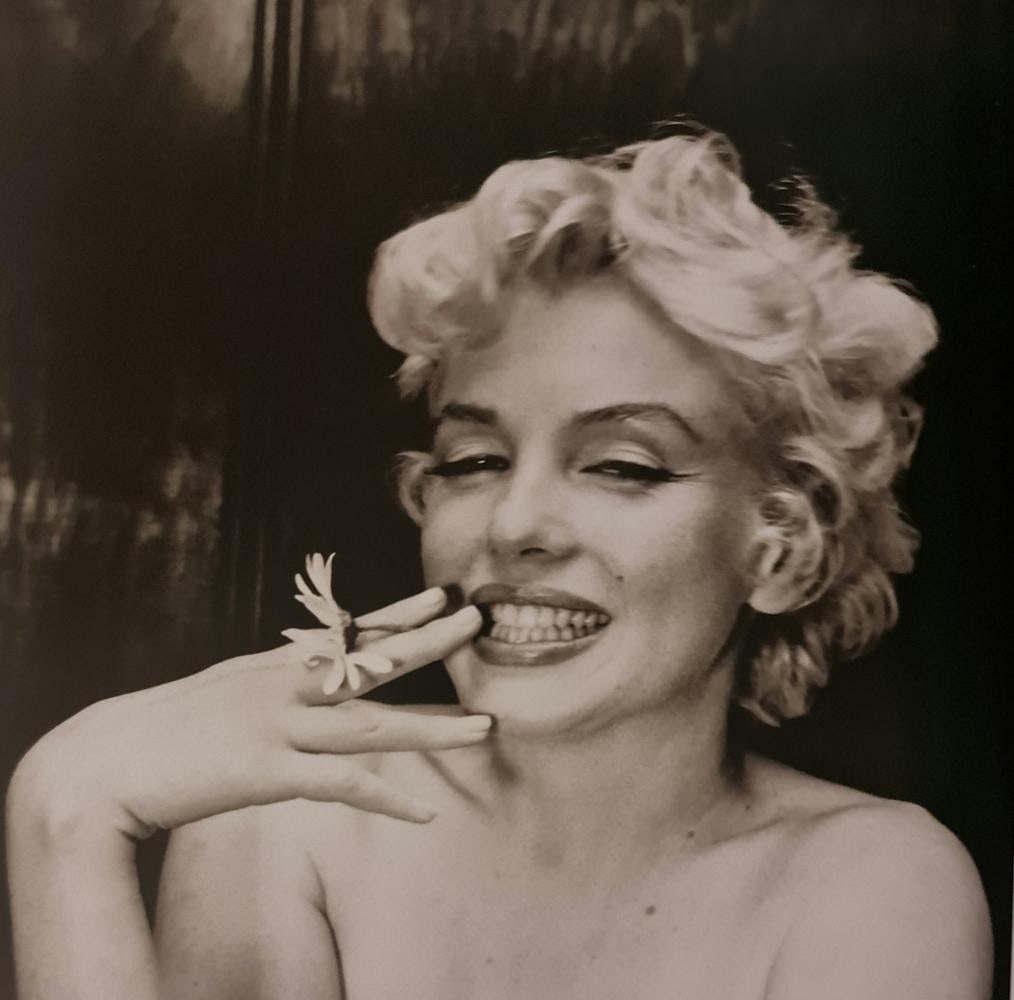 Cecil Beaton, Portrait of Marilyn Monroe sitting, 1950's: Photographer: Cecil Beaton Subject/Title: Portrait of Marilyn Monroe sitting Date Of Negative: 1939 Type Of Print: Sheet Fed Photogravure/Heliogravure Date Of Print: 2000 Publisher: teNeues Paper: Med