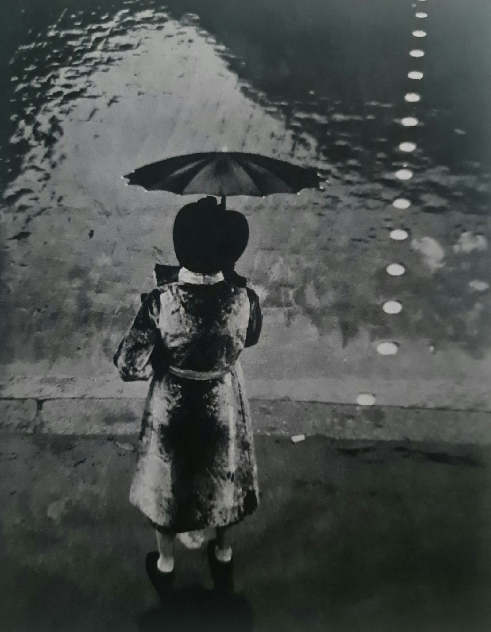 Brassai, Rue De Rivoli, 1937: Photographer: Brassai (pseudonym of Gyula Halász, 1899 – 1984) - historically important Hungarian photographer, sculptor and filmmaker who rose to fame in France. Title: Rue De Rivoli Type Of Print