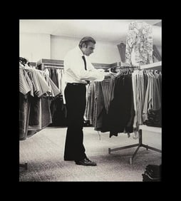 Terry O'Neill, A Brief Diversion From Diamonds Are Forever, Sean Connery Browses The Shops, 1971