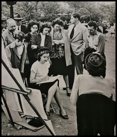 André Kertész, Artist with crowd, New York, 1947