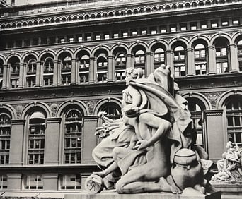 Berenice Abbott, Custom House Status And New York Produce Exchange, 1930s