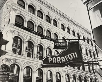 Berenice Abbott, Facade, 317 Broadway, 1930s