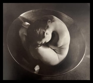 Ruth Bernhard, Embryo, 1934