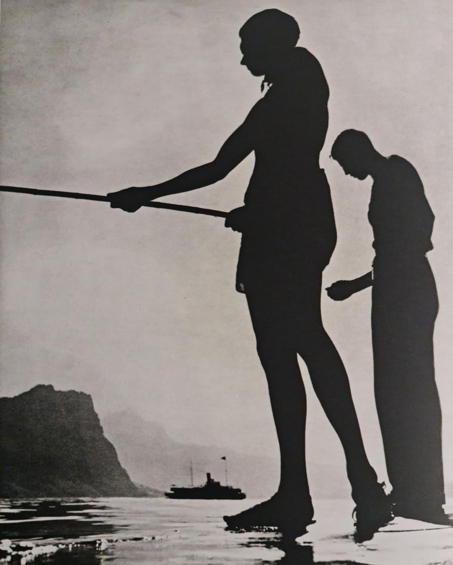 Herbert List, Greece, 1936 - 3: Title: Herbert List, Greece, 1936 - 3 Type: Sheet-Fed Photogravures Year: 1988 Publisher: Twin Palms Publishers Size: 10" x 8" Print Origin: Japan Condition: Excellent