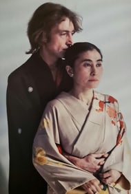 Allen Tannenbaum, John holding Yoko, 1980