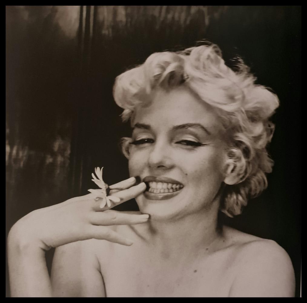 Ed Feingersh, Marilyn Monroe on the Balcony of his Hotel Room, 1954: Photographer: Ed Feingersh Subject/Title: Marilyn Monroe on the Balcony of his Hotel Room Date Of Negative: 1939 Type Of Print: Sheet Fed Photogravure/Heliogravure Date Of Print: 2000 Publisher: teNeu