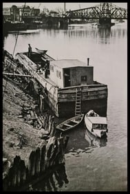 André Kertész, Boats at the shore, New York, 1937