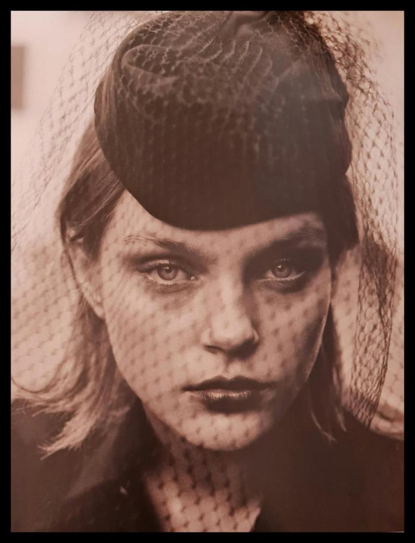 Jacques Olivar, Jessica's Private Garden, Cape Town, 2002 (1 of 1)