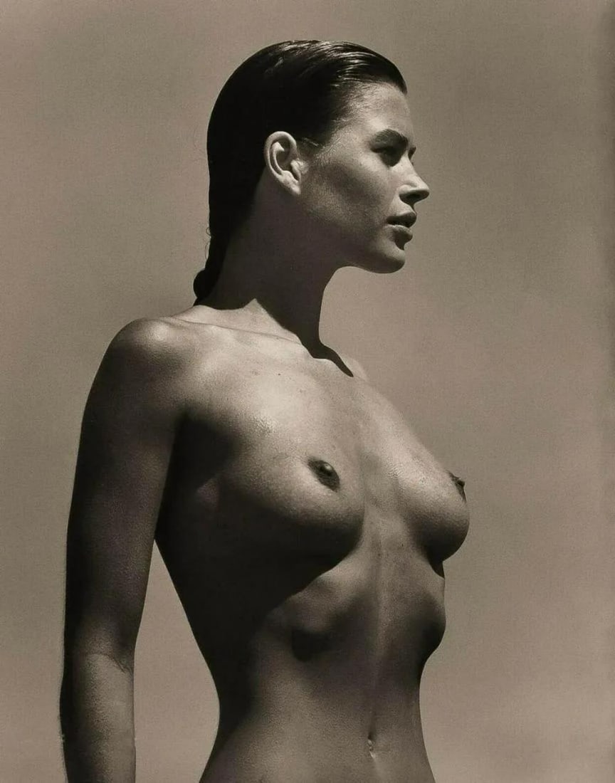 HERB RITTS, Female Nude CARRIE Quadtone, 1988: Photographer: Herbert "Herb" Ritts (American, 1952 - 2002) - renowned fashion, art and celebrity photographer. Title: Female Nude CARRIE Quadtone Date Of Negative: 1988 Type Of Print: Fine Duotone Pho