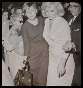 Marilyn Monroe, Admitting herself into the Payne-Whitney Clinic, 1960's
