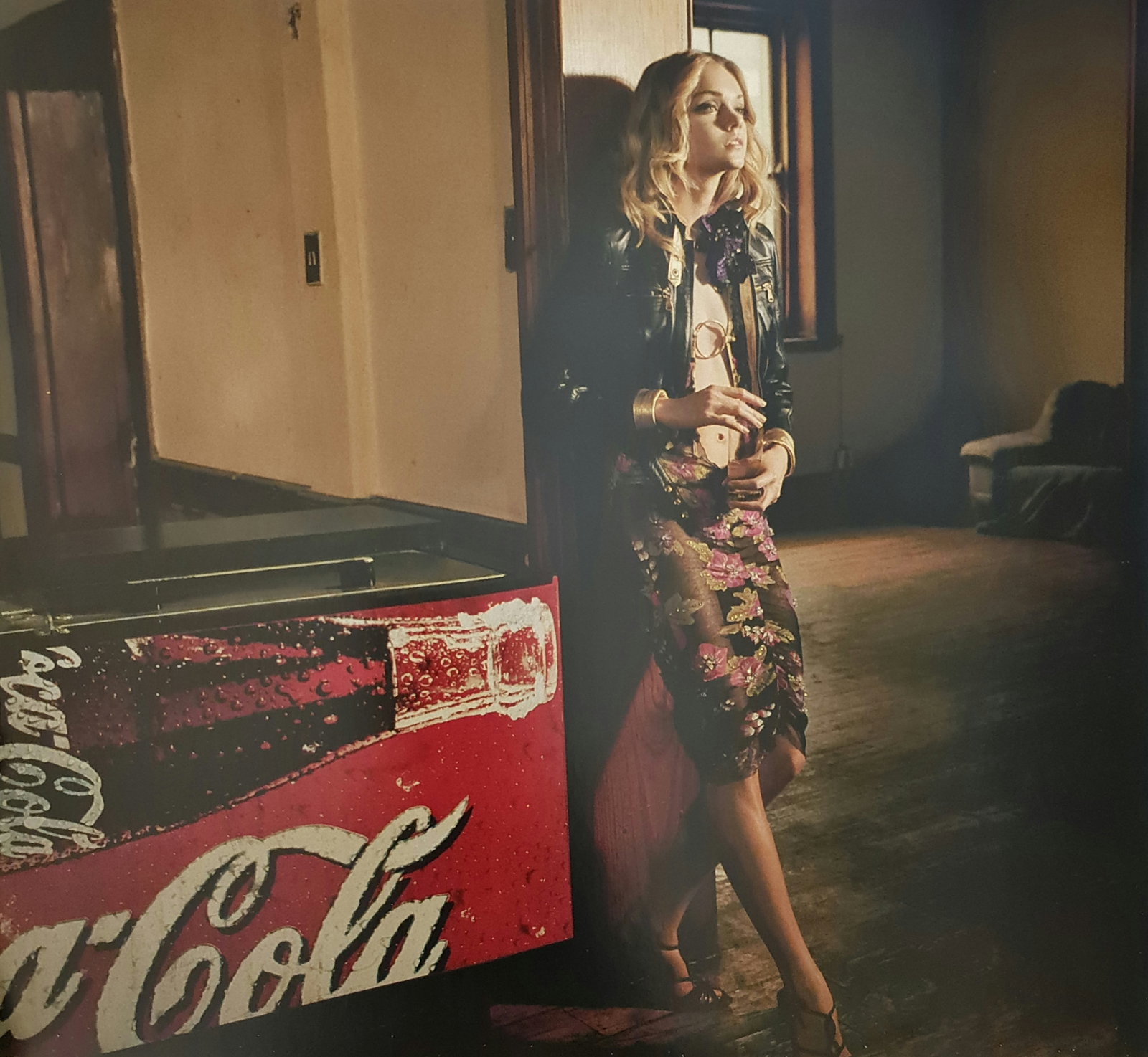 Jacques Olivar, Rum 'n' Coke, Cape Town, 2004 (1 of 1)