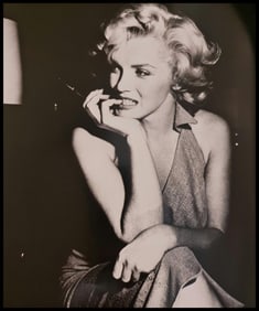 Marilyn Monroe, Apprehensive look, 1953