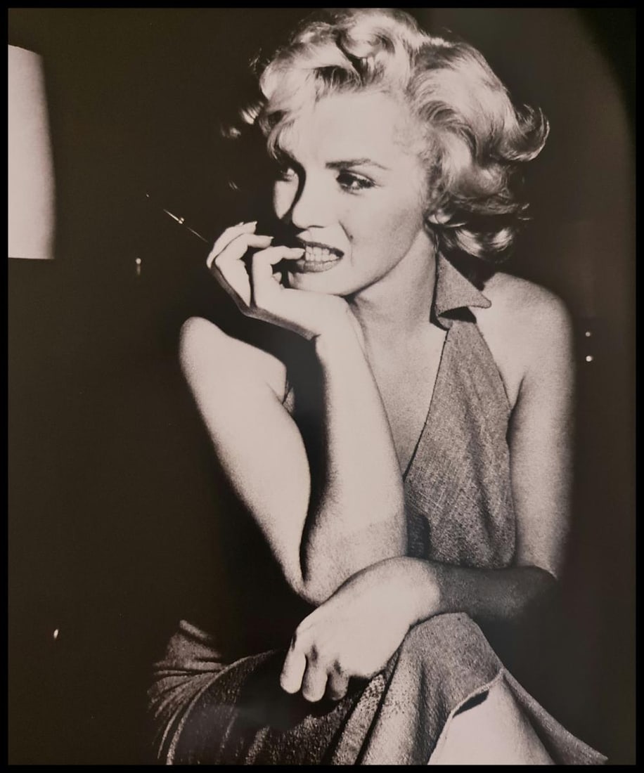 Marilyn Monroe, Apprehensive look, 1953 (1 of 1)