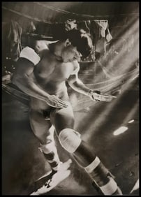 Sebastiao Salgado, A Kamayura athlete paints his body to participate in the final day of the Kuarup,