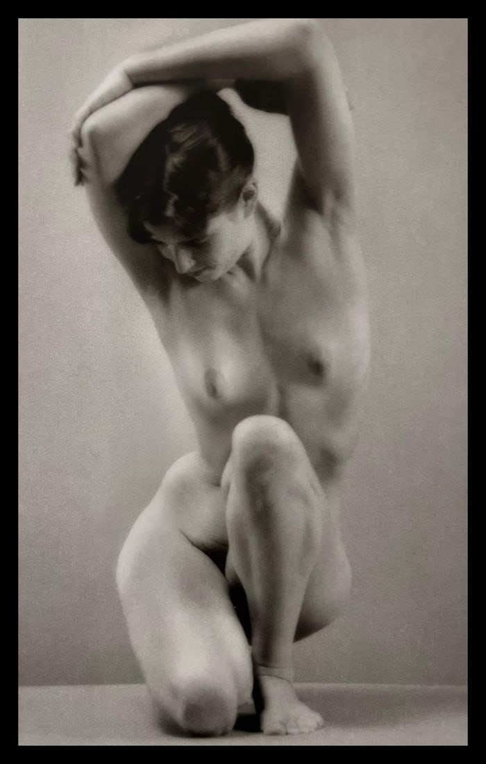 Ruth Bernhard, Balancing, 1971 (1 of 1)