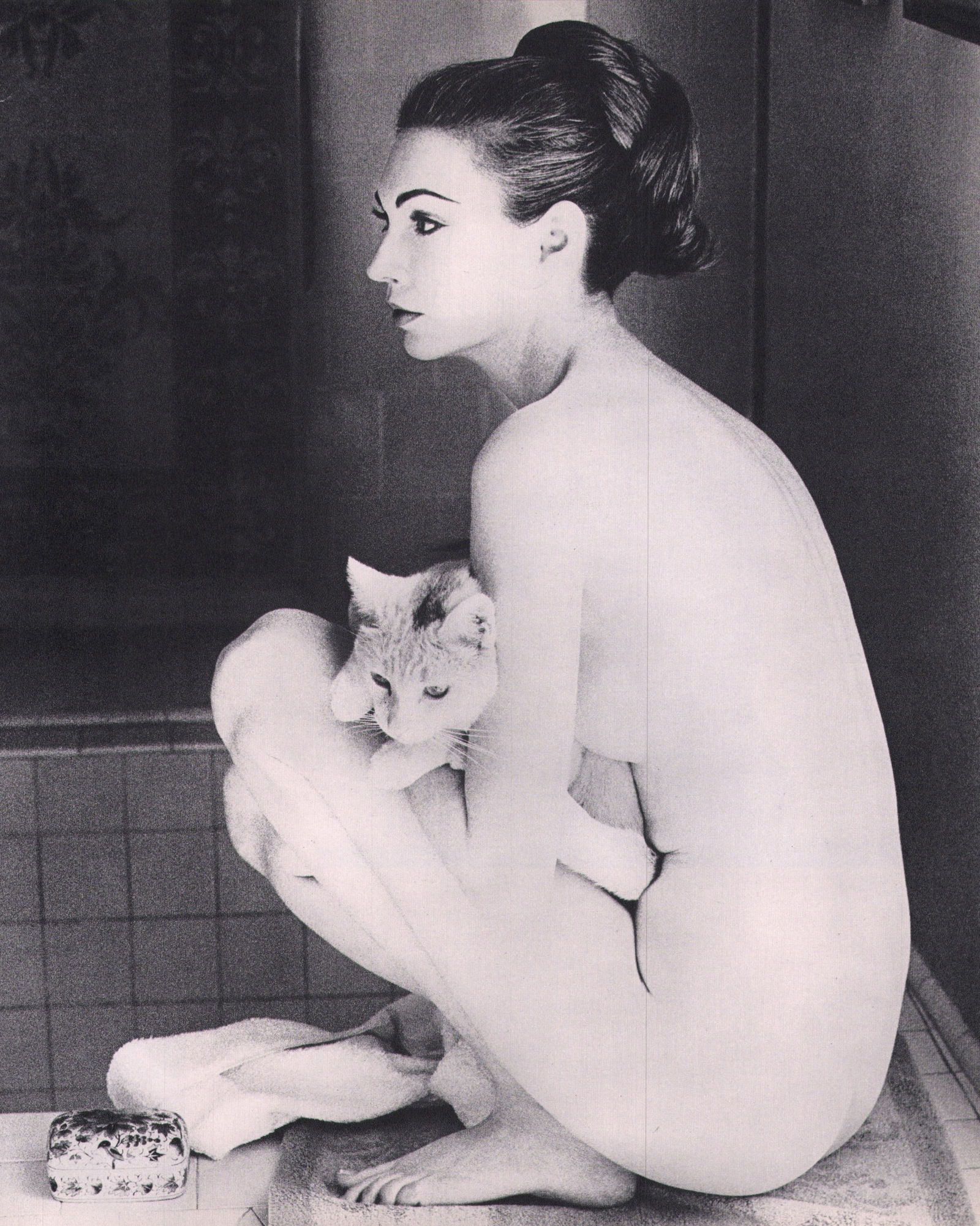 John Rawlings, Das Modell, Untitled-4: Photographer: John Rawlings Title/Subject: Nude Woman Type Of Print: Authentic Sheet Fed Photogravure. Date Of Print: 1951 Paper: Medium weight, matte finish Approximate Size- 9 x 7 Print Origin: New