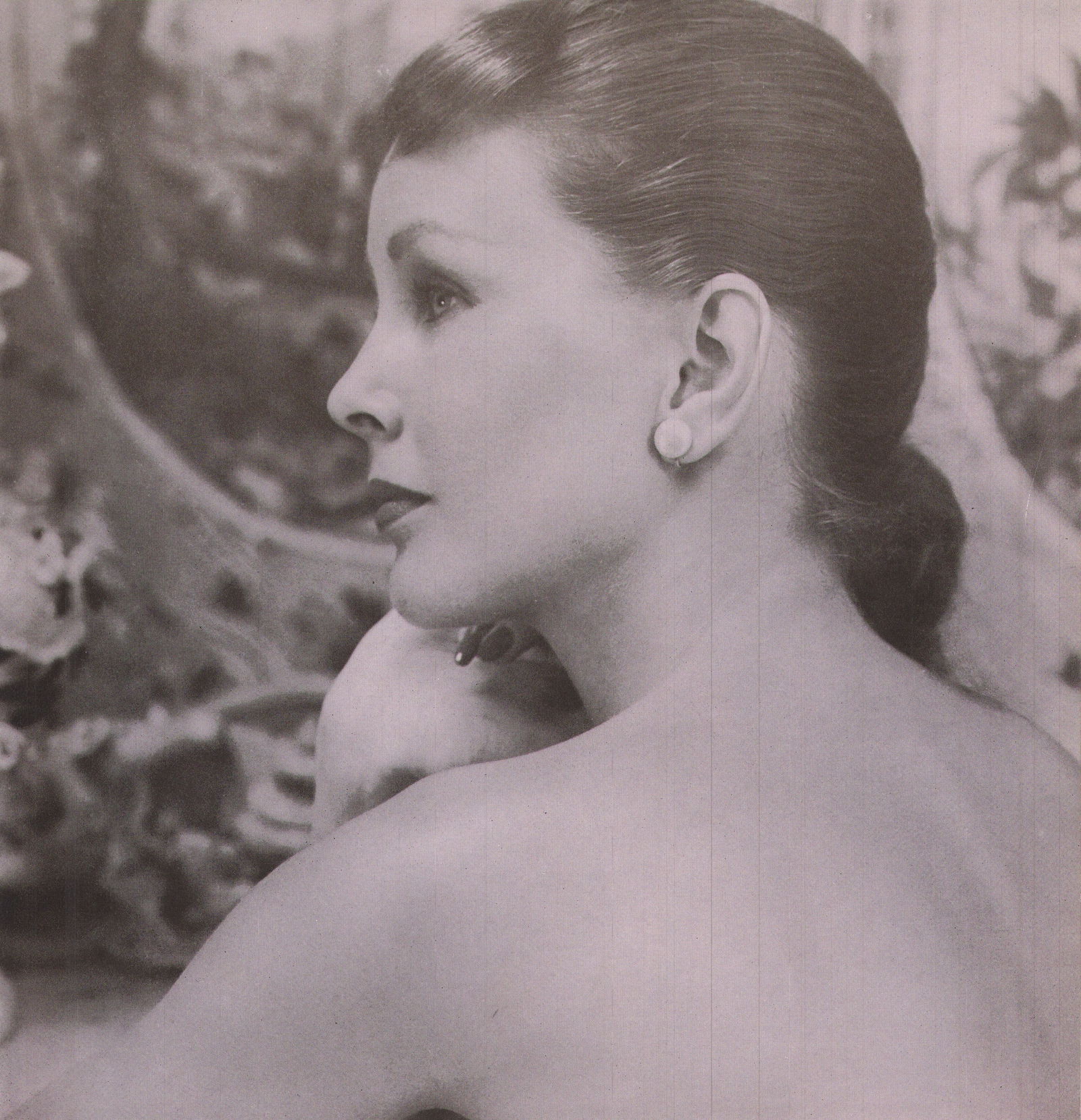 John Rawlings, '100 Studies of the Figure', - 71: Photographer: John Rawlings (1912-1970) John Rawlings was a Condé Nast Publications fashion photographer from the 1930s through the 1960s. Rawlings left a significant body of work, including 200 Vogu