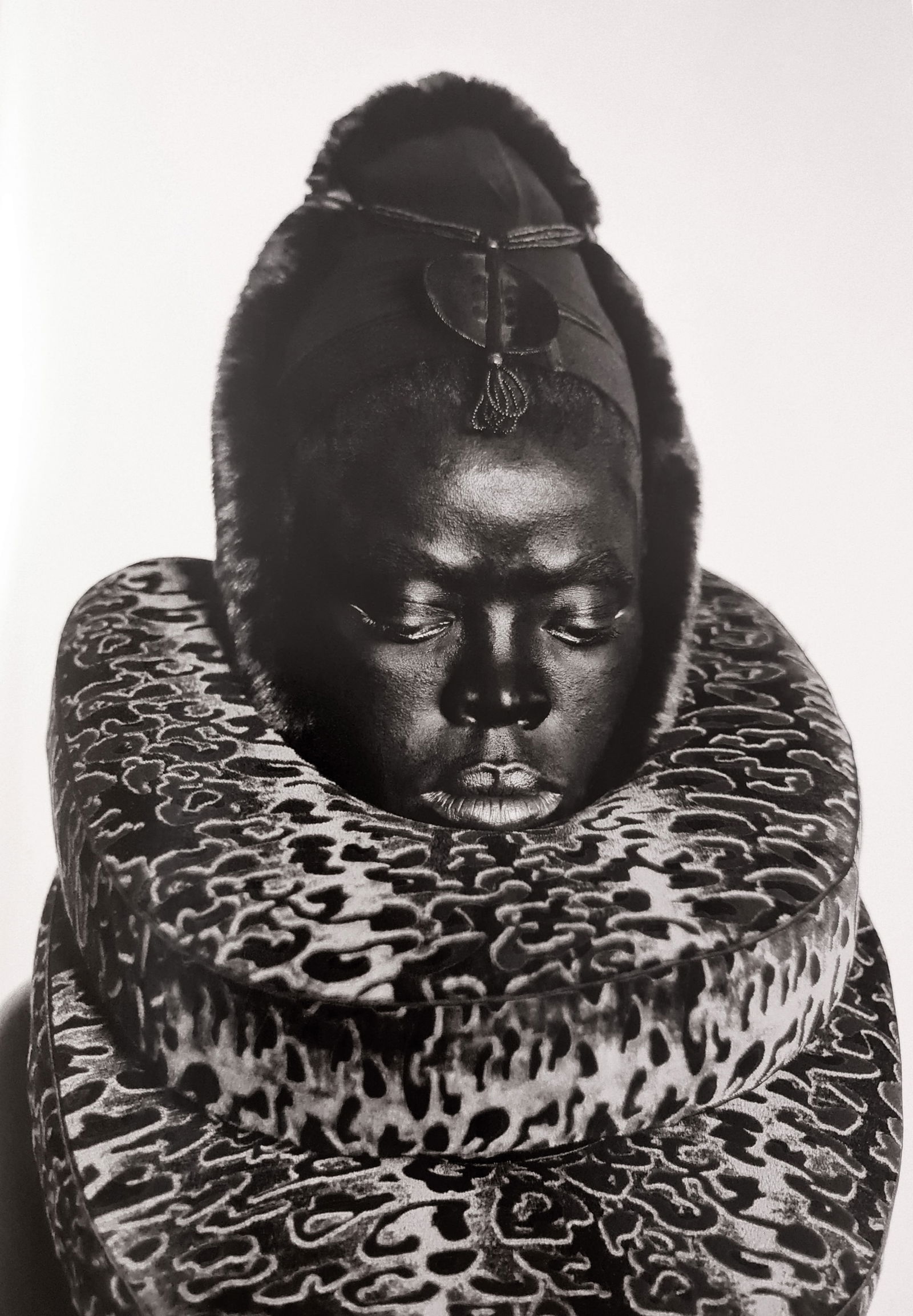 Zanele Muholi, Somnyama III, Paris, 2014 (1 of 1)